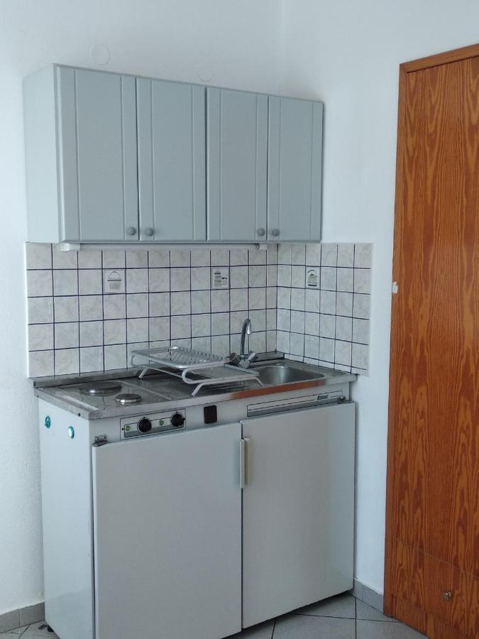 Ton Mari Apartments Palaiochora Esterno foto