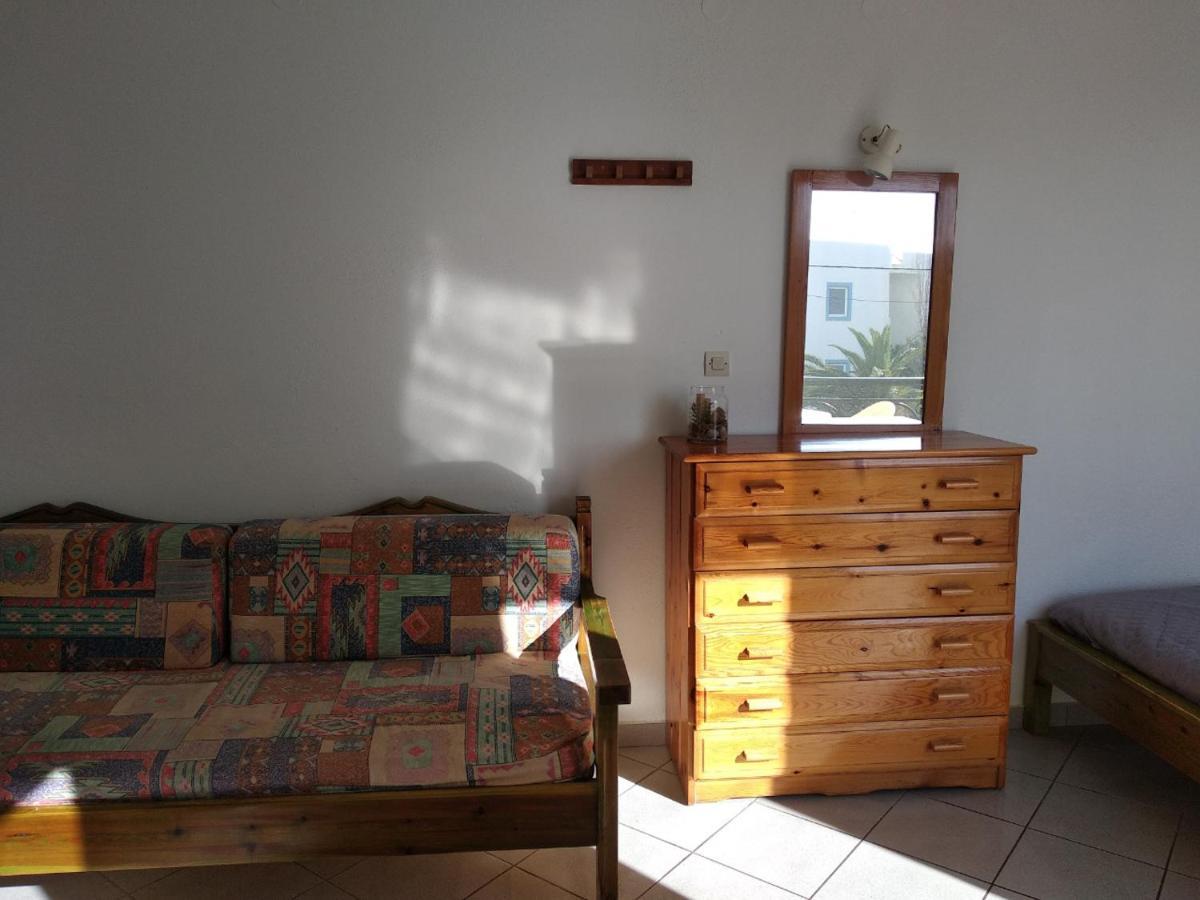 Ton Mari Apartments Palaiochora Esterno foto
