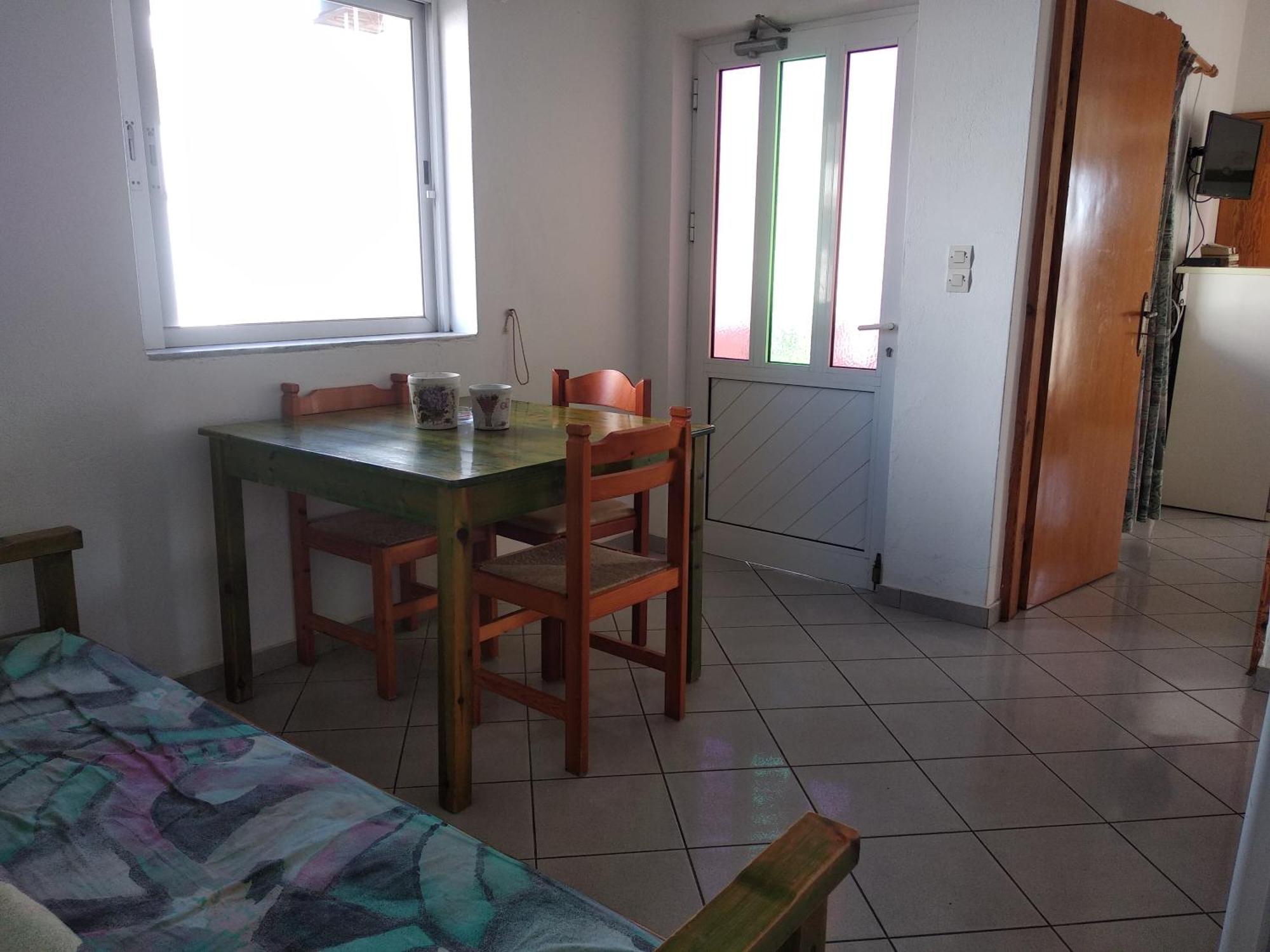 Ton Mari Apartments Palaiochora Esterno foto